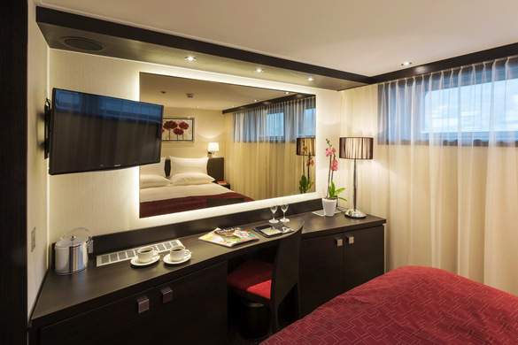 Avalon Waterways, Avalon Tapestry II, Deluxe Stateroom 0.jpg